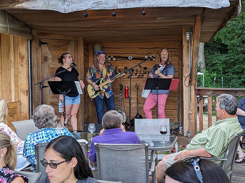 Image of performers ‘Soup Sandwich’ at Flying Otter tasting room.