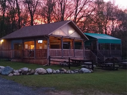 Image of the Flying Otter tasting room at sunset.